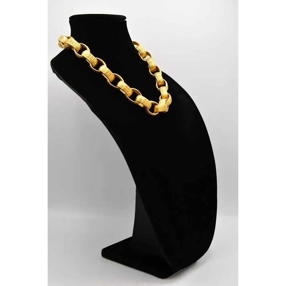 Givenchy stunning necklace
